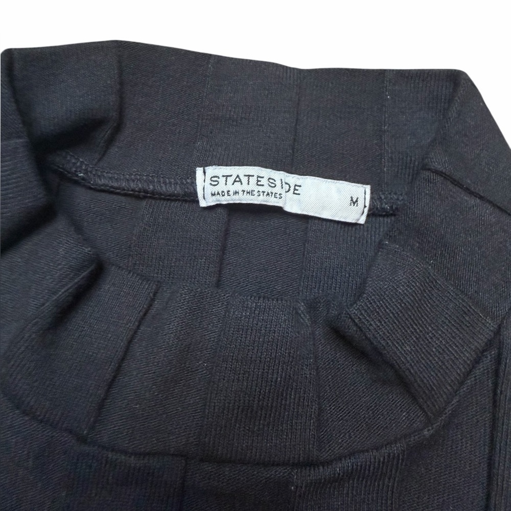 STATESIDE Box Pleat Mock Neck Top in Black Size Medium - Picture 4 of 4